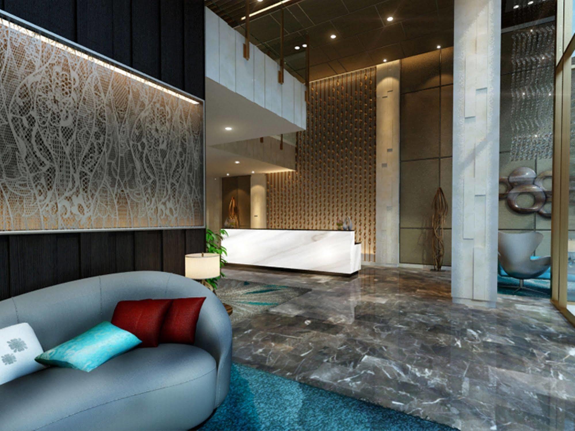 Louis Kienne Hotel Simpang Lima Семаранг Екстер'єр фото